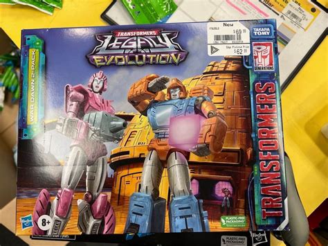 Transformers Legacy: Evolution War Dawn 2-Pack Revealed - Transformers ...