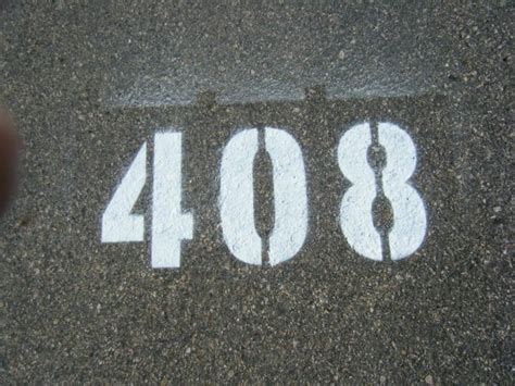 How to stencil parking lot identification numbers | MyParkingSign.com Blog