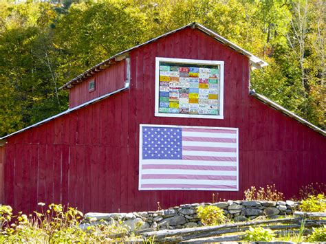 Americana Red Barn Free Stock Photo - Public Domain Pictures
