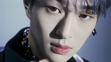 SHINee's Onew to hold his first solo concert in Korea, 'O-NEW-NOTE ...