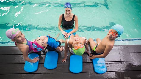 ¿Qué es la Natación Infantil? - Chapoteos