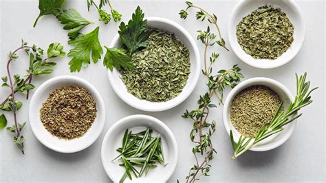 How to Substitute Dried Herbs for Fresh (and Vice Versa) | Epicurious