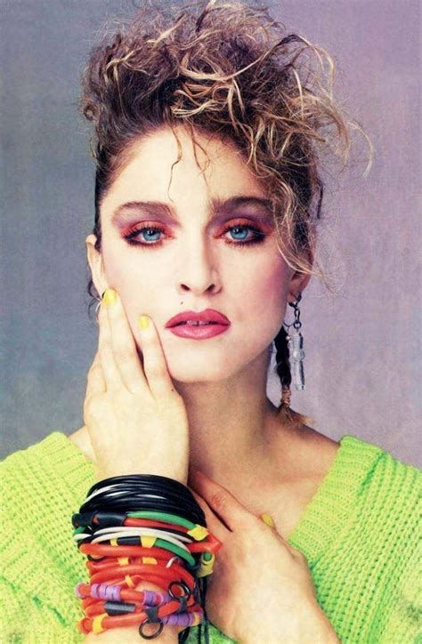 mode années 80: idées de coiffure, maquillage et accessoires 80s Eye Makeup, 80s Makeup Looks ...