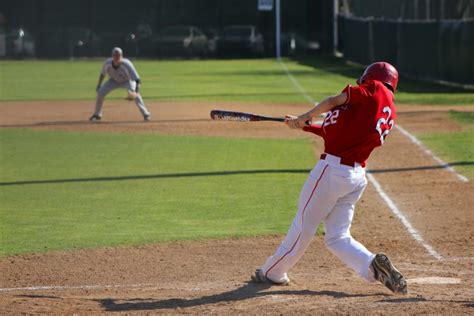 Slater's homer lifts baseball to victory over San Diego Christian - The Chimes