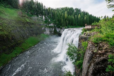 Mesa Falls Idaho: Experience Nature's Beauty in Ashton