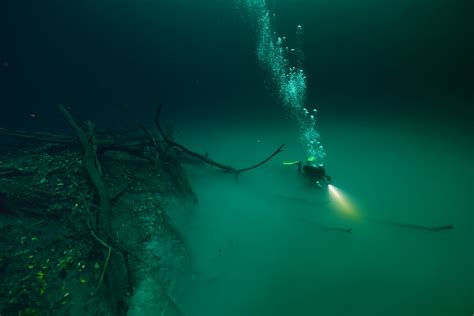 Cenote Angelita - the dive site of the clouds