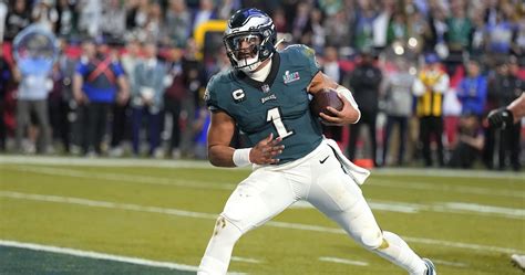 Jalen Hurts Proves He’s Worth Massive Contract Extension in Eagles’ Super Bowl Loss | News ...