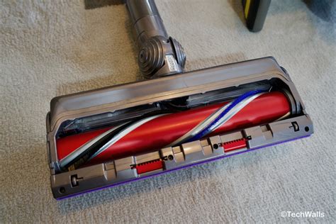 Dyson V11 Outsize Cordless Vacuum Cleaner Review - The Good and Bad ...