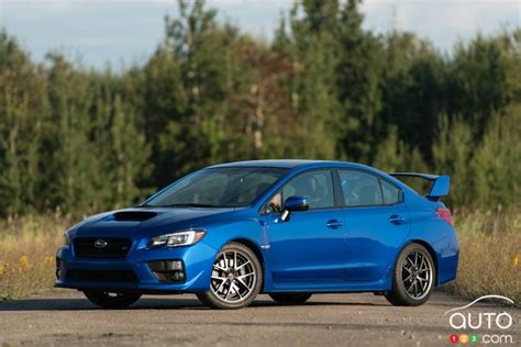 2016 Subaru WRX STI pictures | Auto123