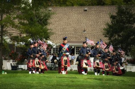 11 Facts About Bagpipes That'll Make Your Hair Stand On End | Christmas All The Time