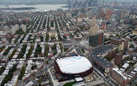 Brooklyn Nets Stadium Outside - Seki Wallpaper