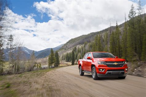 2016 Chevy Colorado Duramax Diesel to Tow 7,700 Pounds [Preview] - The Fast Lane Truck