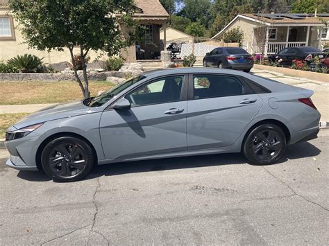 Elantra 2021 Sel, my first car !!! : r/Hyundai