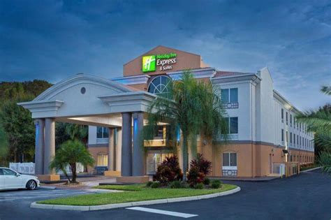 Holiday Inn Express & Suites Tavares Hotel (Tavares (FL)) - Deals ...