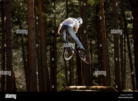 mountain bike dirt jump trick stunt air leap bmx mountain bikes MTB ...