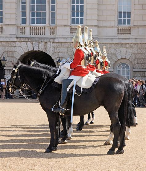 Horse Guard's Parade St James's Park April 2008 : r/pics