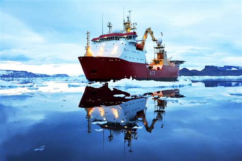 Royal Navy ice ship breaks 80 year Antarctica record