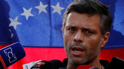 Leopoldo López aterriza en Madrid y el régimen chavista detiene a personal de la Embajada de ...