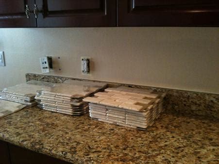 Tumbled Chiaro Travertine Backsplash – Lithia, Florida