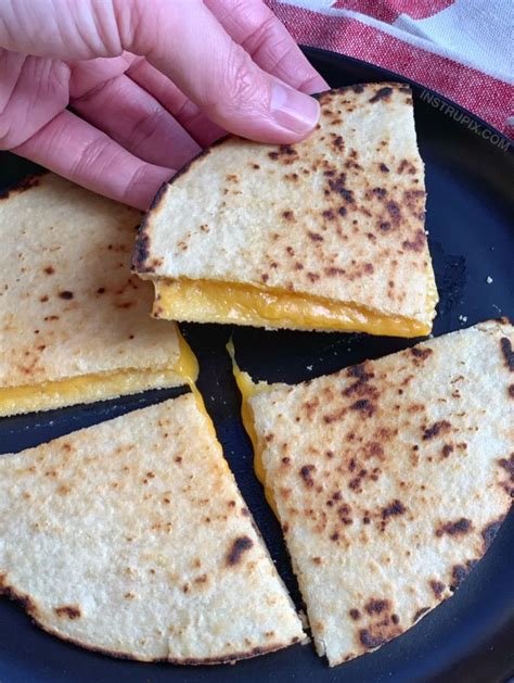 Easy Keto Tortillas (Made with Almond Flour) | Recipe | Keto recipes easy, Recipes, Keto tortillas