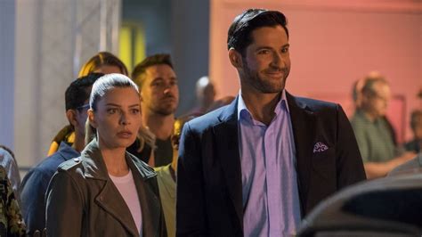 10 Best Lucifer & Chloe Moments From 'Lucifer' Season 4 (PHOTOS)