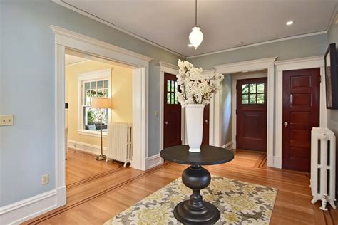 American Foursquare Interior Design Photos (2 Homes)