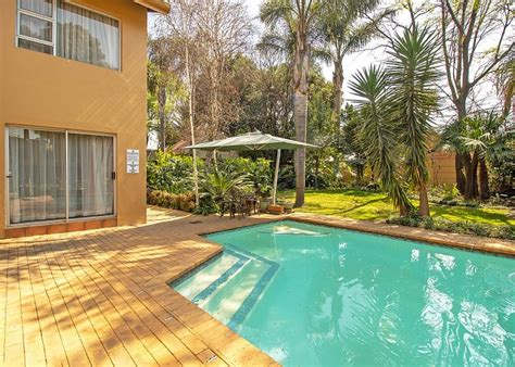 Sunward Park Guest House & Conference Centre Pool: Pictures & Reviews - Tripadvisor