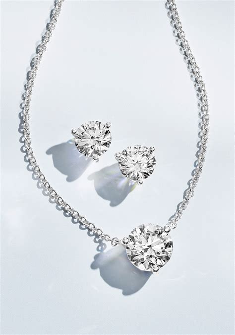 Shop Lightbox Lab-Grown Diamond Jewelry - Now from $500 a carat – Lightbox Jewelry