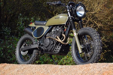 Cafe Racer Special: Honda NX 650 Dominator Street Tracker / Scrambler