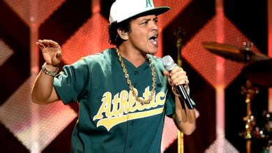 Bruno Mars Sets Record Straight About Puerto Rican Heritage