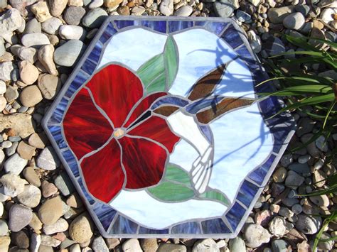 hummingbird stepping stone | Stone mosaic art, Mosaic art, Stone mosaic