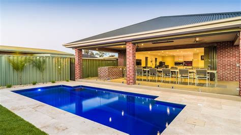 Yarrawonga, VIC pet friendly holiday accommodation | Stayz