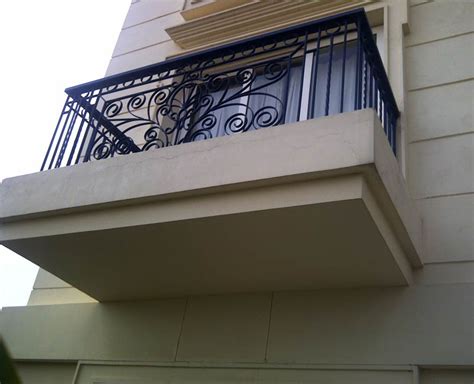 Polished Stainless Steel Balcony Railings, Pattern : Plain, Feature : Attractive Designs ...