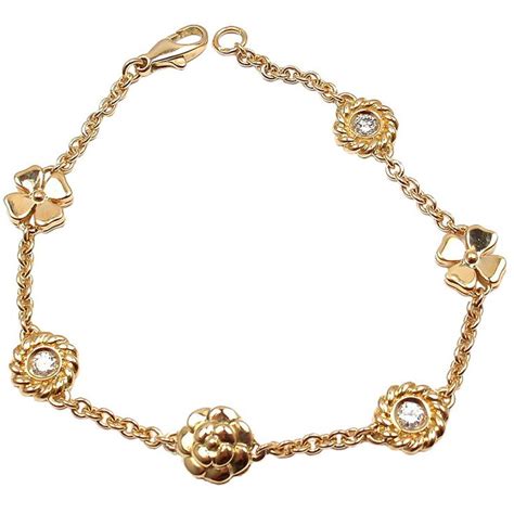 CHANEL Camilia DIamond Clover Link Yellow Gold Bracelet. Circa 2000s | Chanel charm bracelet ...