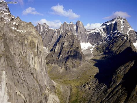 Cirque of the Unclimbables - South Nahanni Airways