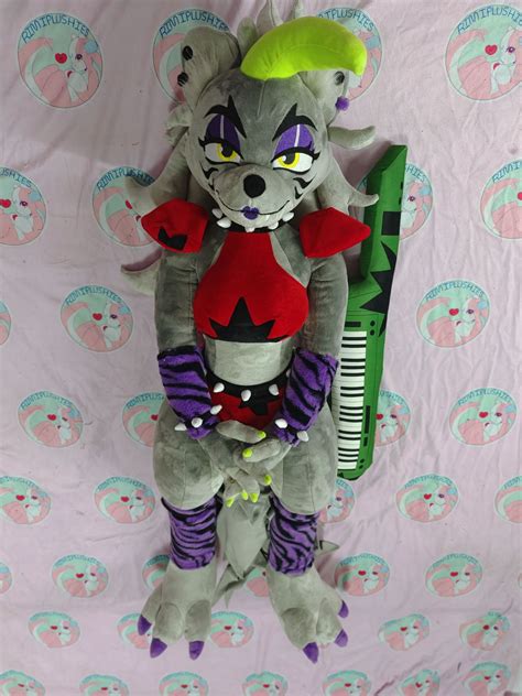 Roxanne Wolf Plush FNAF Security Breach, 44% OFF