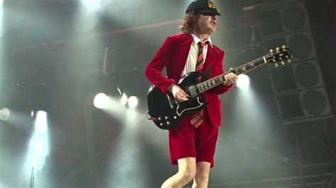 AC/DC ROCK OR BUST LIVE. SEVILLE, MAY 10th 2016. - YouTube