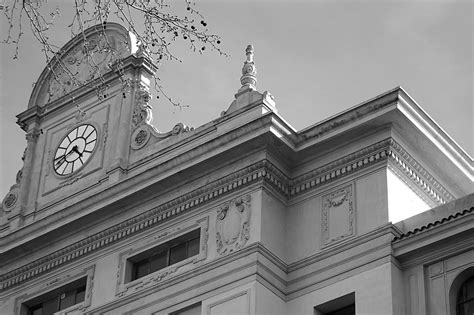 Instituto Félix Bernasconi. Parque Patricios. San Francisco Ferry ...