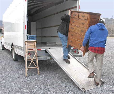 Tips and Tricks for Packing Your Moving Truck | ApartmentGuide.com