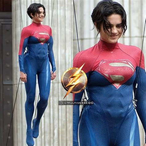 First Look at Sasha Calle as Supergirl in costume for The Flash movie - The Fanboy SEO Dc Comics ...