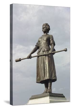 'Molly Pitcher Statue Marking the Grave of Mary Mccauley Incarlisle, Pennsylvania' Photographic ...