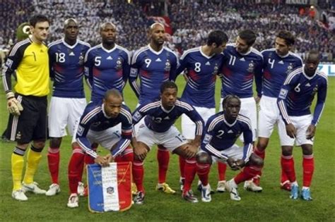 SOCCER PLAYER GALLERY PICTURES: France Football Team World Cup 2010 Wallpapers