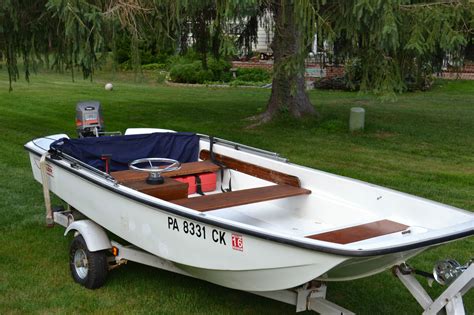 Boston Whaler 13 Foot 1961 for sale for $1,000 - Boats-from-USA.com