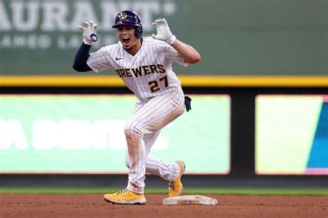 Willy Adames Named Brewers’ MVP By Milwaukee BBWAA Chapter - 'Forbes ...