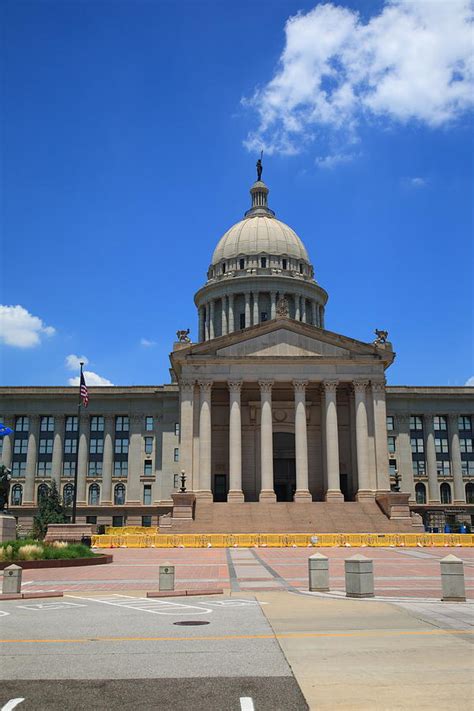 Oklahoma State Capitol Building Photograph by Frank Romeo - Fine Art America