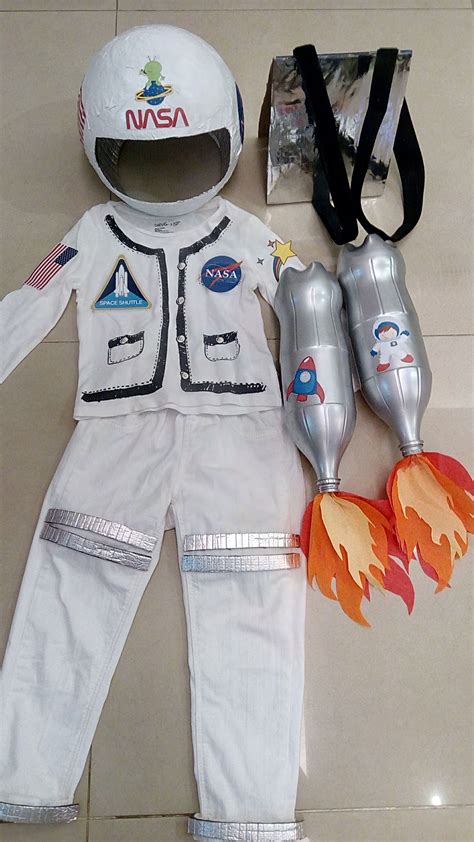 Avaruus | Kids astronaut costume, Kids costumes, Astronaut costume