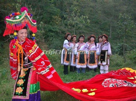 Yi Ethnic Group, Facts about Yi Minority, Yi People China