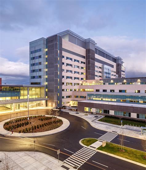 Oakville Trafalgar Memorial Hospital | Oakville, Ontario | Hospital ...