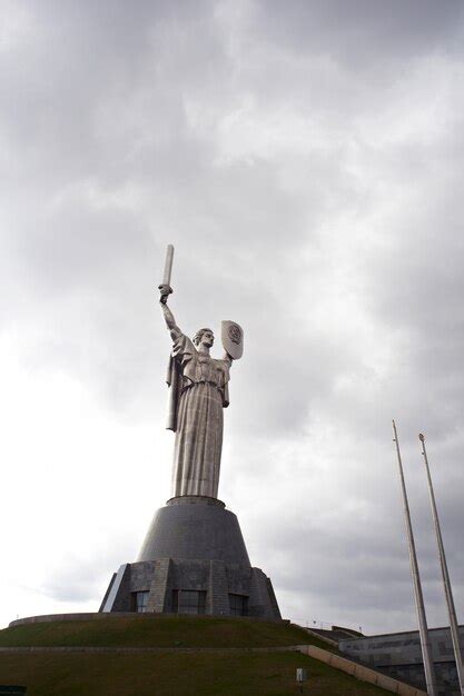 Premium Photo | Motherland monument, kiev