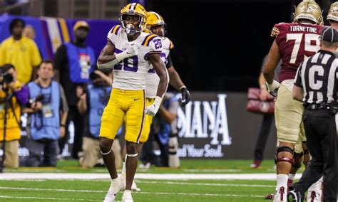 LSU Football: Major Burns to return to Tigers in 2023